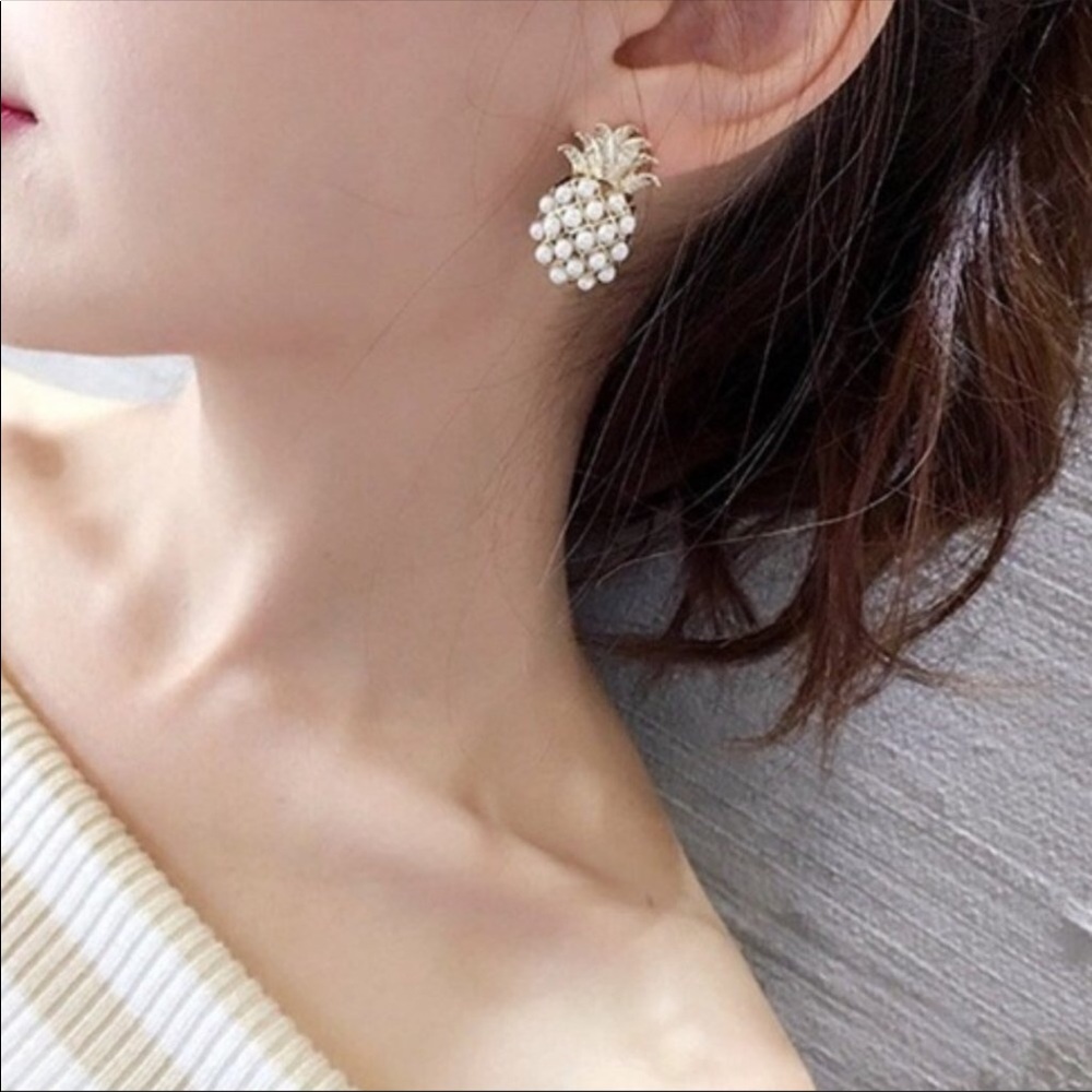 Mini Pearl Pineapple Gold Stud Earrings